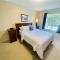 Sheringham Townhouse - Pet Friendly Sooke Rental