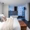 Luxury Melbourne CBD Apt in Iconic QT Building