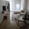 Modern Studio Oasis - Skyline Views, Private Balcony & Workspace