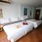 Beachfront Hotel Cha Am