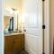 Peaceful Townhome Enclosed Garage Fast Wifi