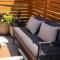 Modern Guest House Near Downtown!