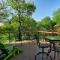 Lakefront, Private Dock, Spectacular Views - Bridgeport