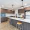 Everhome Lakeside Home