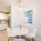 Updated Dtwn Naples Condo: Across From Beach!