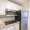 Updated Dtwn Naples Condo: Across From Beach!