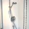 Sleeps 10, Free parking, close to Science Park, King size bed