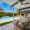 Mid-Century Home, 5-min to downtown, HUGE Pool & Spa - Palm Springs