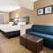 Comfort Suites near Robins Air Force Base