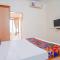 FabHotel ESS Paradise - Nr Bus stand