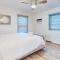 Charming 3 bedroom Beach Front Cottage