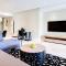 Beautiful Apartment at the Waterfront Marina Altmore 001