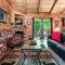 A Top Notch Lodge~Gatlinburg