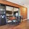 Corner View Broughton Penthouse with FREE Reserved Parking - سافانا