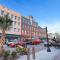 Corner View Broughton Penthouse with FREE Reserved Parking - سافانا