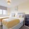 Basildon - 2 Bed Flat - Sleeps 5 - Near Station - 巴塞尔顿