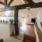 Foxholes Barn