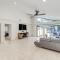 Pool and Coastline Views Luxe La Jolla Home - San Diego