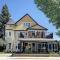 The Boho Buffalo Inn