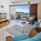 Top Floor Unit With Private Rooftop Terrace