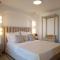 Golden Luxury Suites