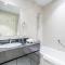 Peaceful Studio at Ghalia, Jumeirah Village Circle by Deluxe Holiday Homes