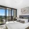 Stylish 1BR Apt with mountain views - Brisbane