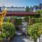 Ultracentral duplex with private rooftop terrace