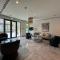Burj Royale Condo, Close to Dubai Mall & Attractions