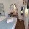 Lovin Book Guesthouse