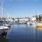 A deux pas du port