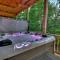 Rohring Retreat - Bask in comfort on the deck and play games in the game room