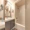 Treetopper Hideaway - A Relaxing Chic Bungalow - Marblehill