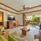 Hilton Pool Pass Included, Kolea - Luxe 2BR Villa Steps to Beach Pool HotTub Gym - Waikoloa