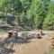 Cozy Melrose Cabin with Fire Pit Walk to River! - Melrose