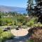 Lakeview Gardens B&B