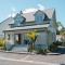 Butterfly Cottage 2 or 3 Bedroom- Russell Cottages Collection