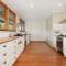 Spring Creek Cottage