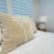 Casa Solé - Calm 1BR Escape by Towradgi Beach