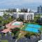 Large Corner Unit at Ocean Walk with Sneak Peak of the Ocean ~ OW20-501 - 新士麦那海滩