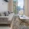 Skyline & Lake views - Home Cinema - 1-BHK - Prime Location - 迪拜