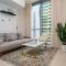 Skyline & Lake views - Home Cinema - 1-BHK - Prime Location - 迪拜