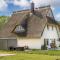 Wanderfalke - Ferienhaus mit Kamin und Sauna für 8 Personen