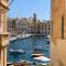 Gardjola Apartment - Authentic Stay By the Marina, Ideal for Couples