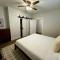 Newly Renovated Cottage including Driveway in Downtown Murfreesboro - Murfreesboro