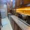 Comfy Basement Apartment with Private Patio and Garden - Cairo
