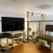 Modern and Bright Three Bed Apartment