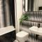 Modern and Bright Three Bed Apartment