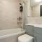 One bedroom flat near Whiteladies with parking