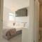 One bedroom flat near Whiteladies with parking